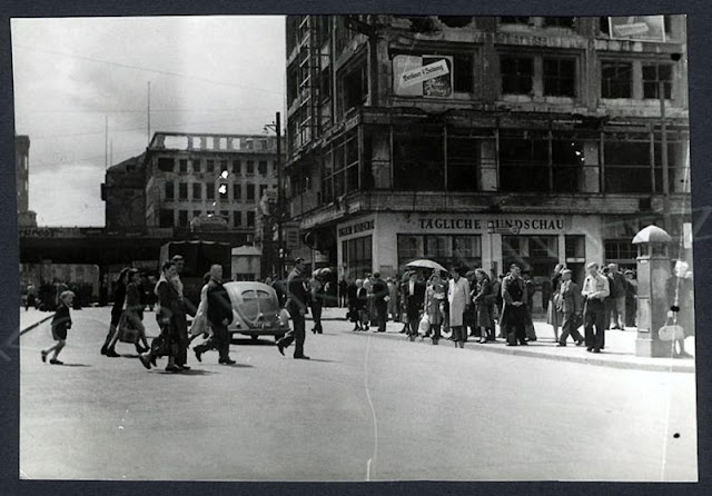 Just nach dem Zweiten Weltkrieg: 48 erstaunliche Fotos dokumentieren den Alltag in Berlin im Jahr 1946_Ha