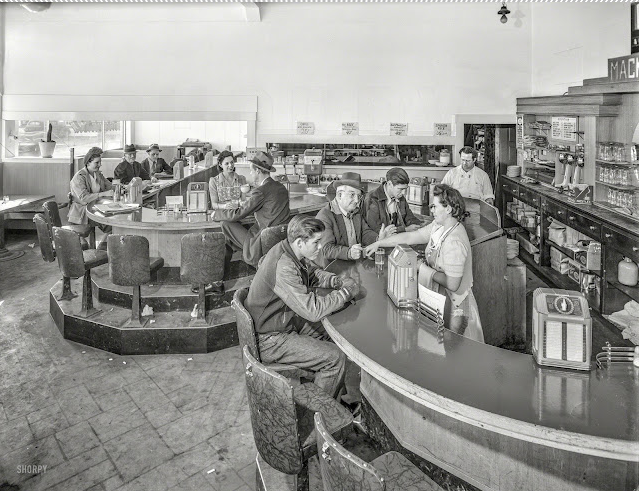 Taste of a Decade: A Glimpse Inside American Restaurants and Cafeterias in the 1940s_teo